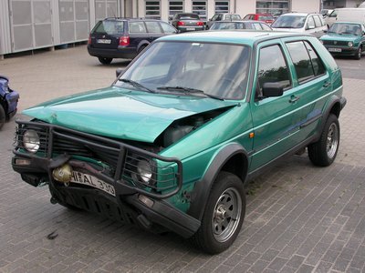 VW Golf Country